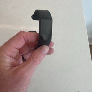 Fitbit Charge 4 with extra band and charger